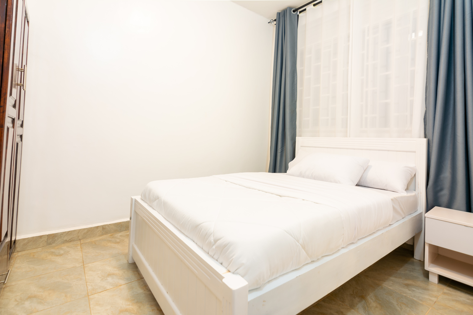 12 apartmen - Main Image